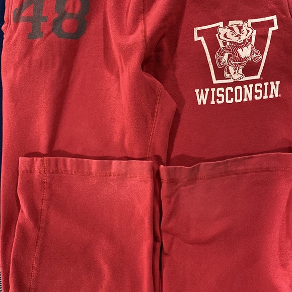 Wisconsin Badgers size M sweatpants - Picture 7 of 11